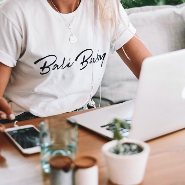 content-pixie-PSie8BkuB0w-unsplash